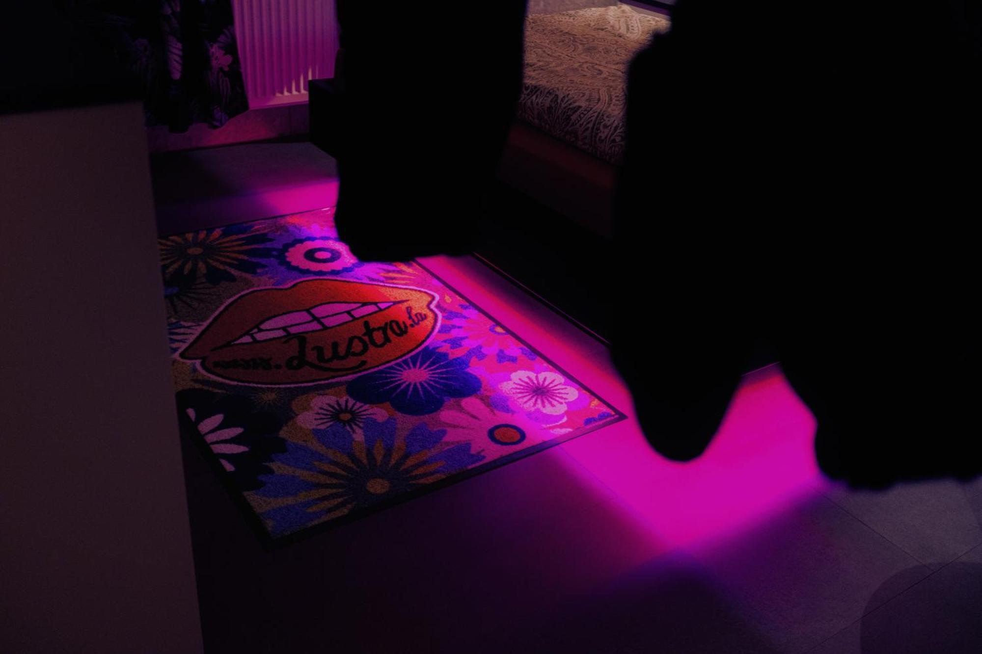 Lustra Stundenhotel - Adults Only Landshut Buitenkant foto