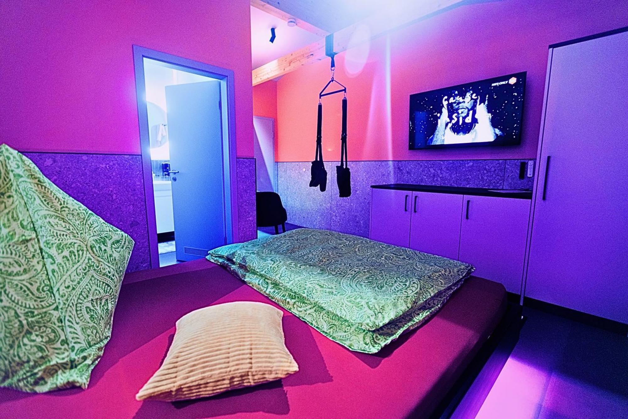 Lustra Stundenhotel - Adults Only Landshut Buitenkant foto