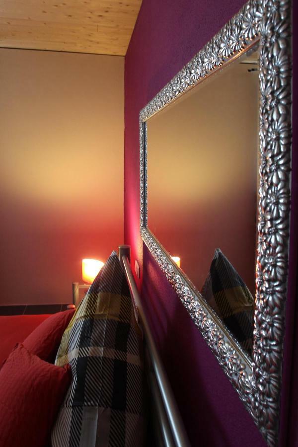 Lustra Stundenhotel - Adults Only Landshut Buitenkant foto